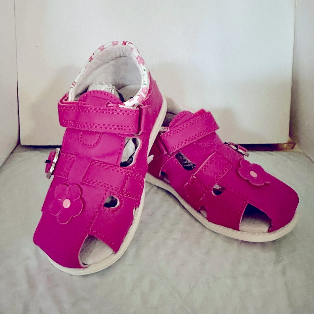 Toddler Sandals Pink Magenta Flower Size 7